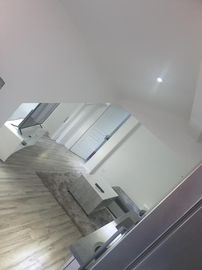 Aux Portes De Lyon Jolie T3 Clim Et Prime Video Daire Givors Dış mekan fotoğraf